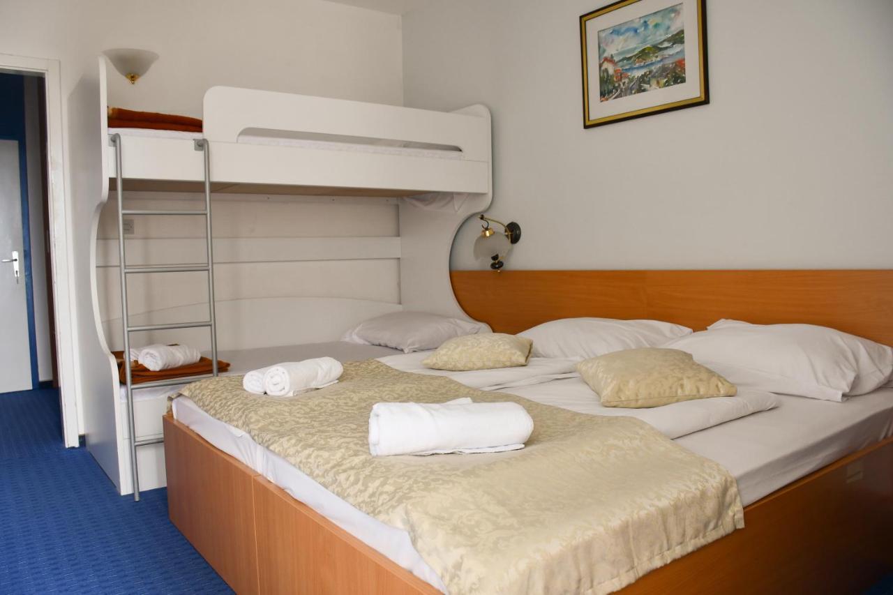 Hotel Sirena Hvar Hvar Town Eksteriør bilde