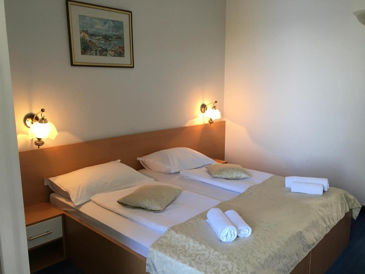 Hotel Sirena Hvar Hvar Town Eksteriør bilde
